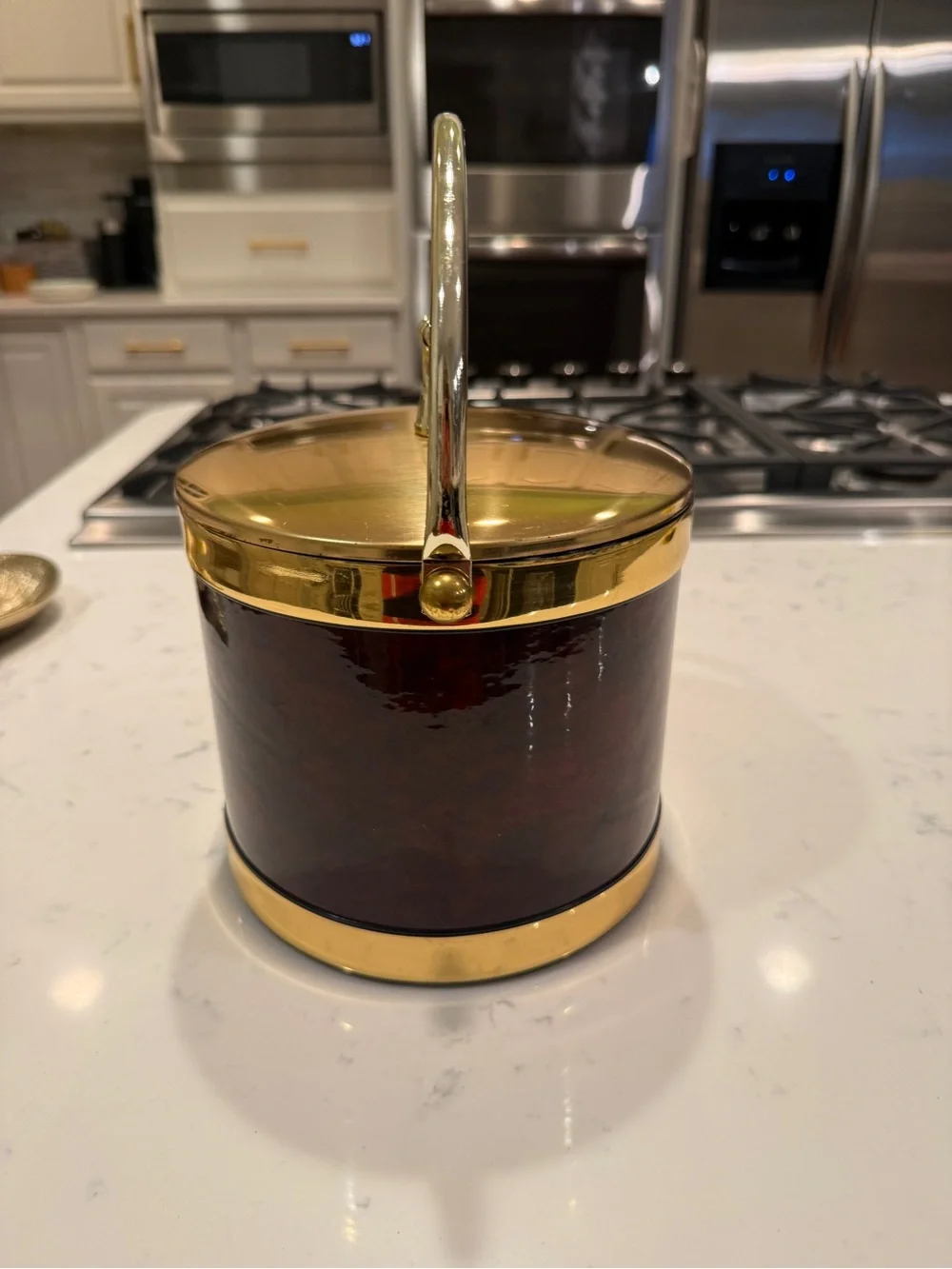 Kraftware Faux Wood Ice Bucket Gold Tone Lid Handle & Tongs Mid Century Barware